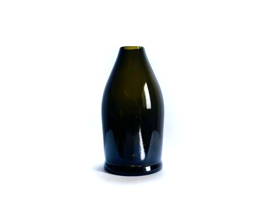 16 Minimal Vase - Image 1