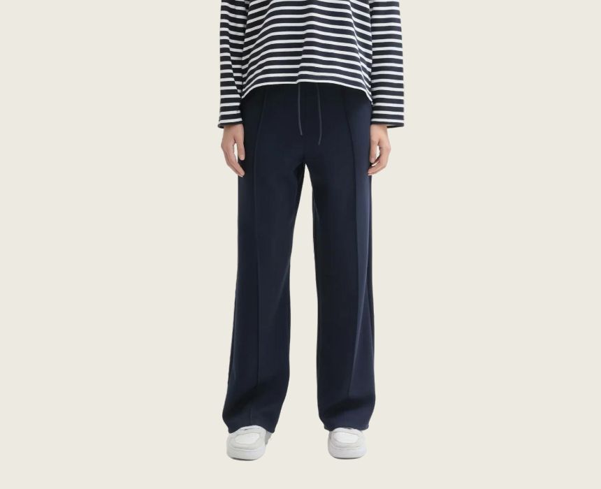 1 Straight Cut Pants in Navy - Image 1