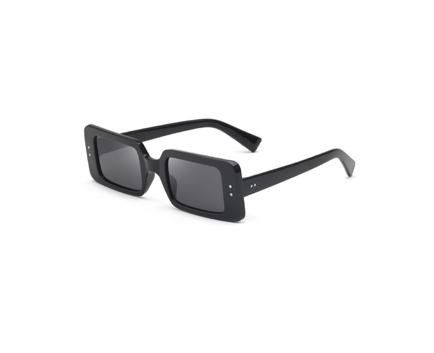 Black Chic Sunglasses - Image 1