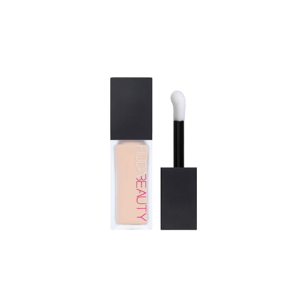 4-Yogurt-Drops-24 Huda Beauty #Fauxfilter Luminous Matte Buildable Coverage Crease Proof Concealer (Yogurt Drops)