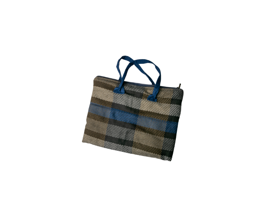 LA3 Checkered Laptop Case - Image 1