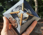 Metatron Orgonite Pyramid - Image 