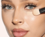 Huda Beauty Under Eye Brush - Image 