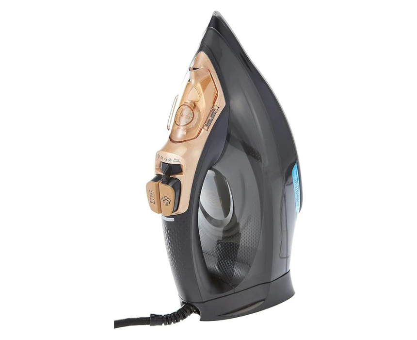1 Philips GC3929/66 Steam Iron - Image 1