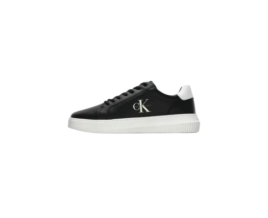 Calvin Klein Sneakers in Black and White - Image 1