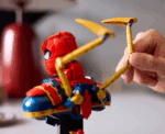 LEGO Iron Spider Man Bust 76326 - Image 