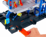HOTWHEELS MEGA LOOP GARAGE - Image 