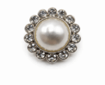 Classic Pearl And Crystal Halo Button Sew On Silver - Image 