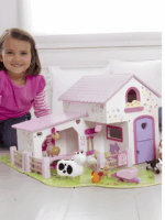 Rosebud Wooden Farm Set - Image 