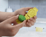 Play Doh Kitchen Creations Juice Squeezin - Image 