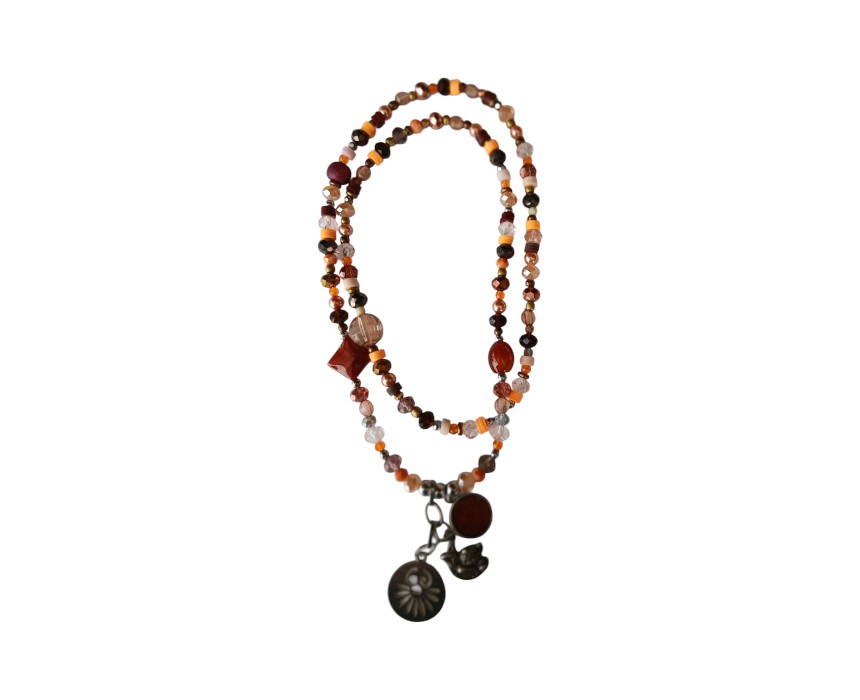 WhatsApp Image 2026-04-13 at 8.49.42 AM Geometric Shape Pendant Necklace - Image 1