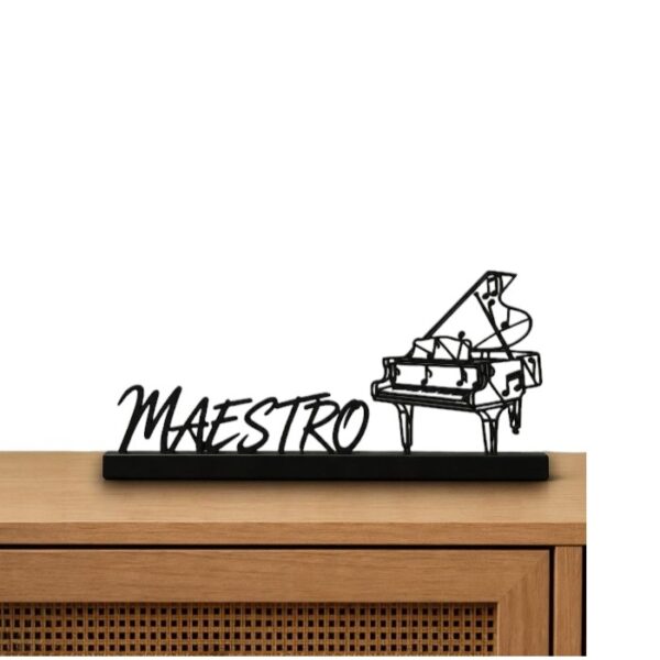 Maestro Desk Display