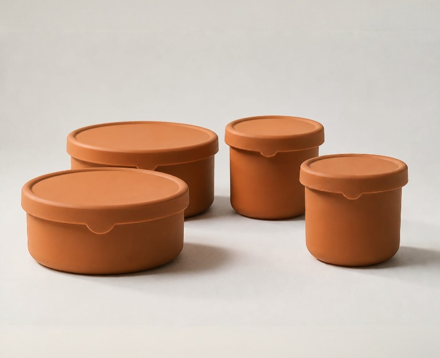 image (7) 4 Pieces Silicone Food containers. - Image 1
