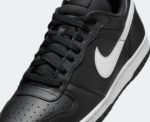 Nike Men Low Top Sneakers - Image 