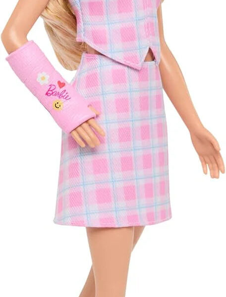 Fashionistas Doll #243 with Blonde Hair and Pink Arm Cast Accessory