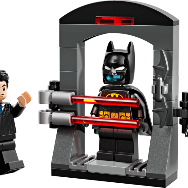 Batman™: Bruce Wayne™ And The Batsuit™
