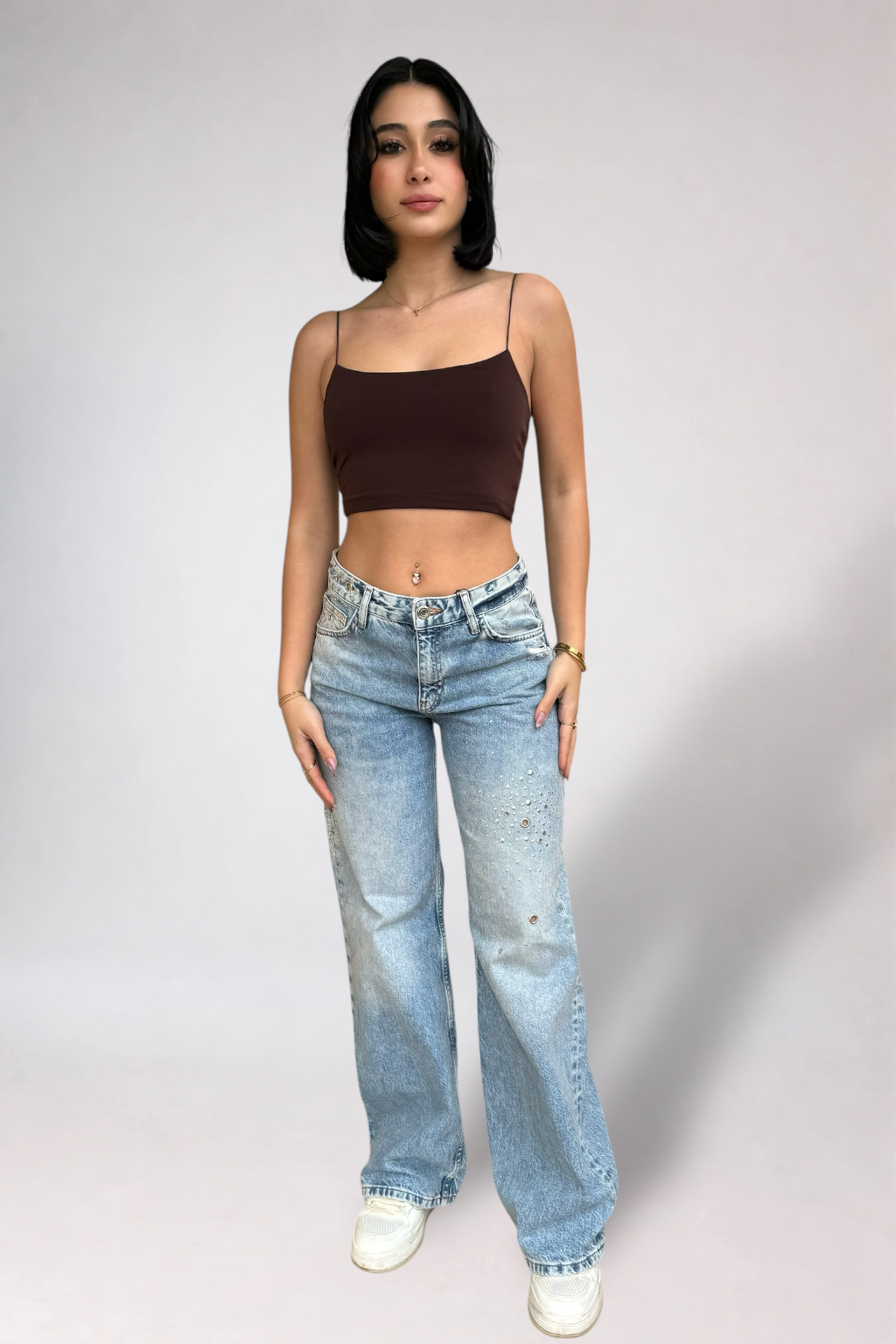D878E429-1531-4131-B25F-02465DFE2A11-3 Lina Top