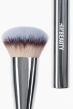 H&M Limited Edition Buffing Foundation Brush - Image 