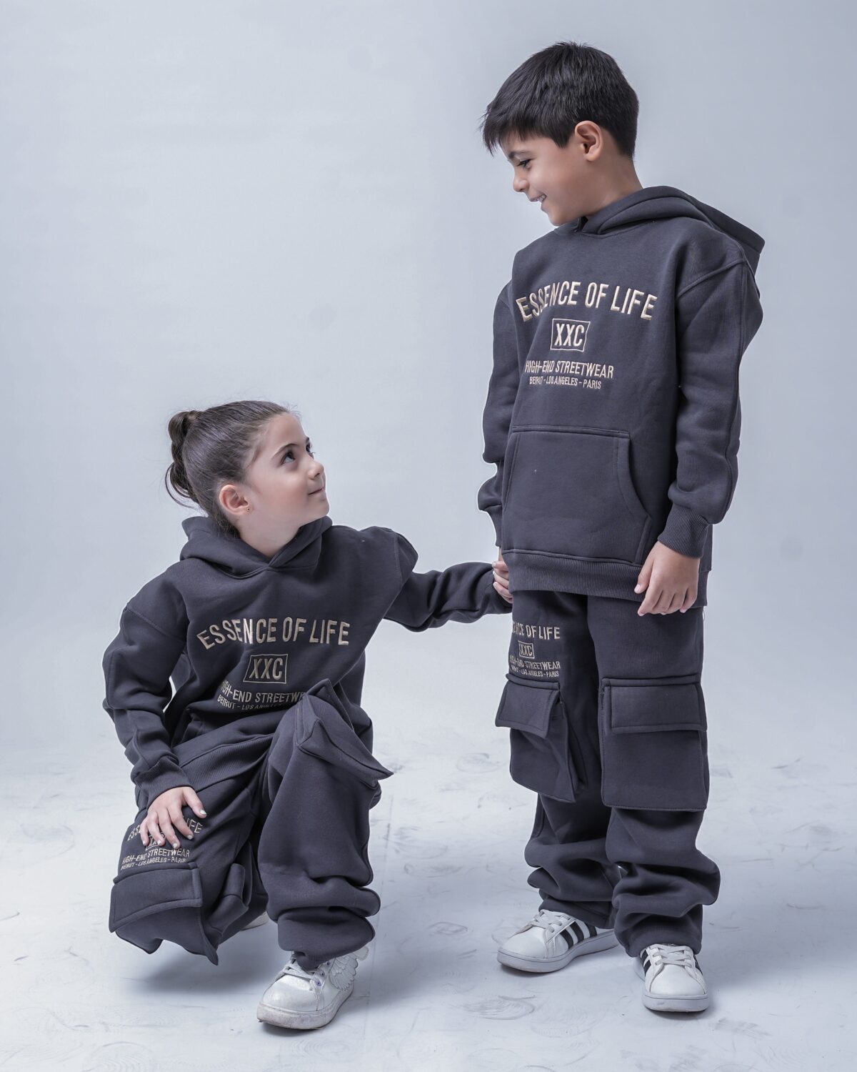 FE8C8485-2240-4CCB-B7CD-67DB2984F1AD Essence of Life Set Kids - Dark Grey