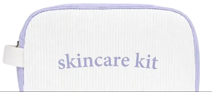 LOrealParis_SkincareThatWorks_Shopbundlesatupto30_off_getapouchGIFT_fe_1 Free Gift Skincare Kit Pouch White & Blue