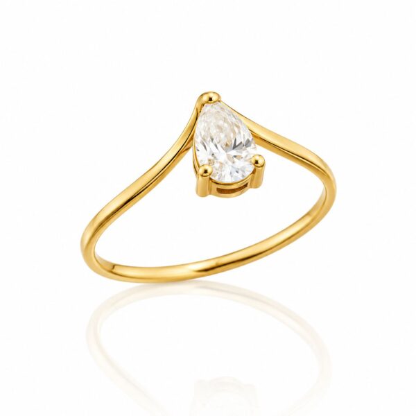 Drop Shiny Zircon Ring