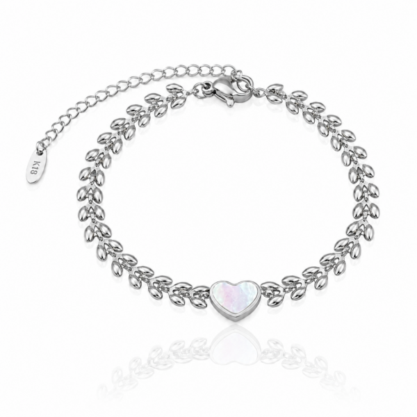 The White Shell Heart Bracelet