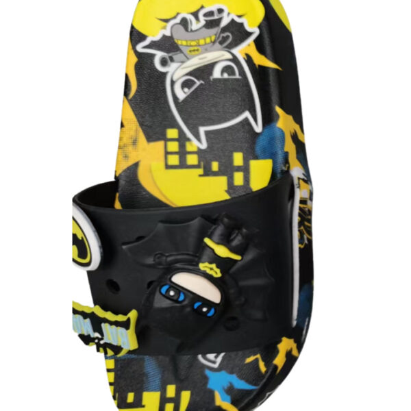Black Batman Slippers (Assorted Sizes 31-35)