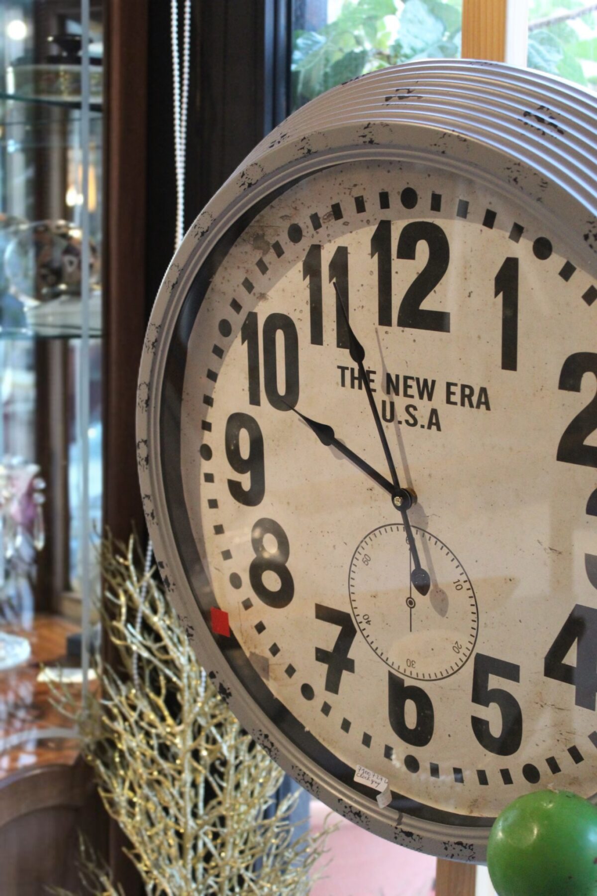 Industrial Grey Wall Clock – Vintage Look - Image 