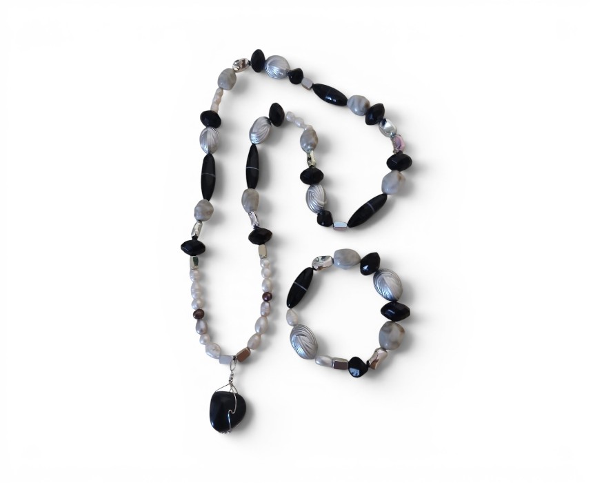 image - 2026-07-17T120220.836 B.S. Artizana Women's Handmade Necklace Bracelet Set - Image 1