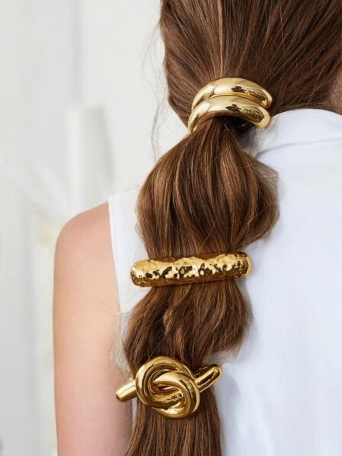 1000983662 Chunky Metallic Hair Accessories