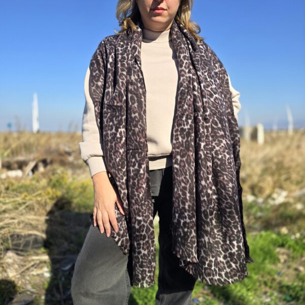 A. Cashmere Leo Scarf: Dark panther