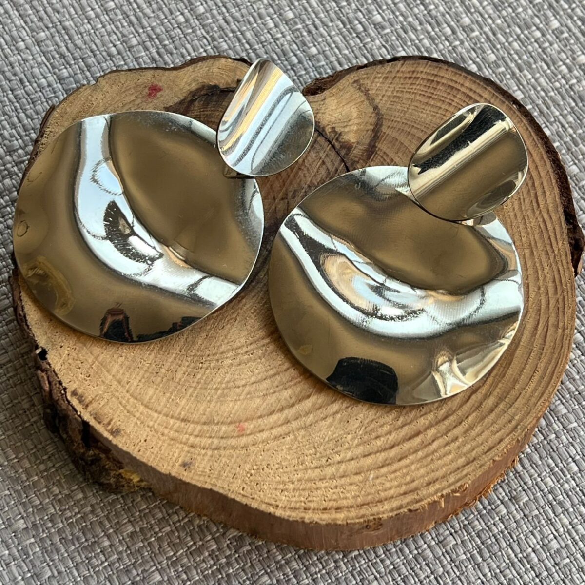 1001157194 Chunky Metal Earrings: Circles