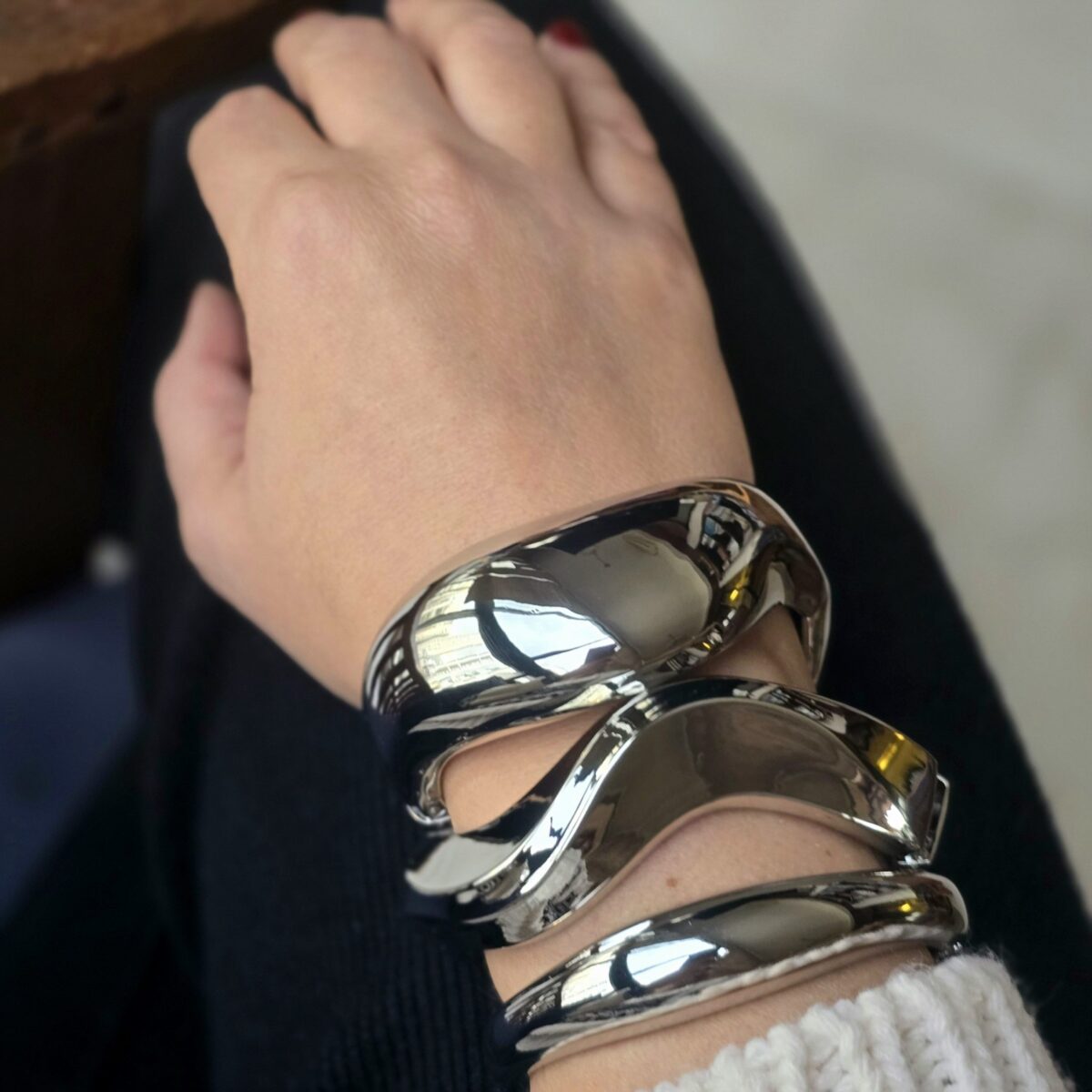 1001250561-scaled-1 A. Set of 3 Metallic Chunky Bangles: silver