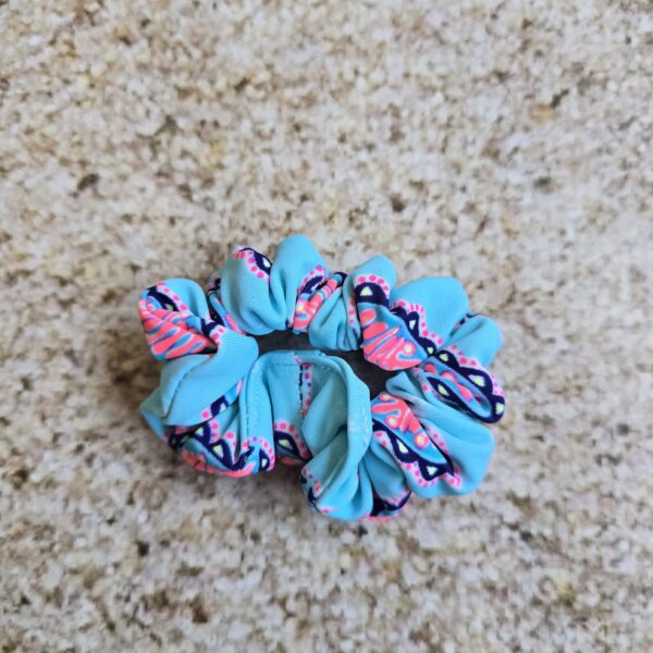 Scrunchie: Aqua Arabesque