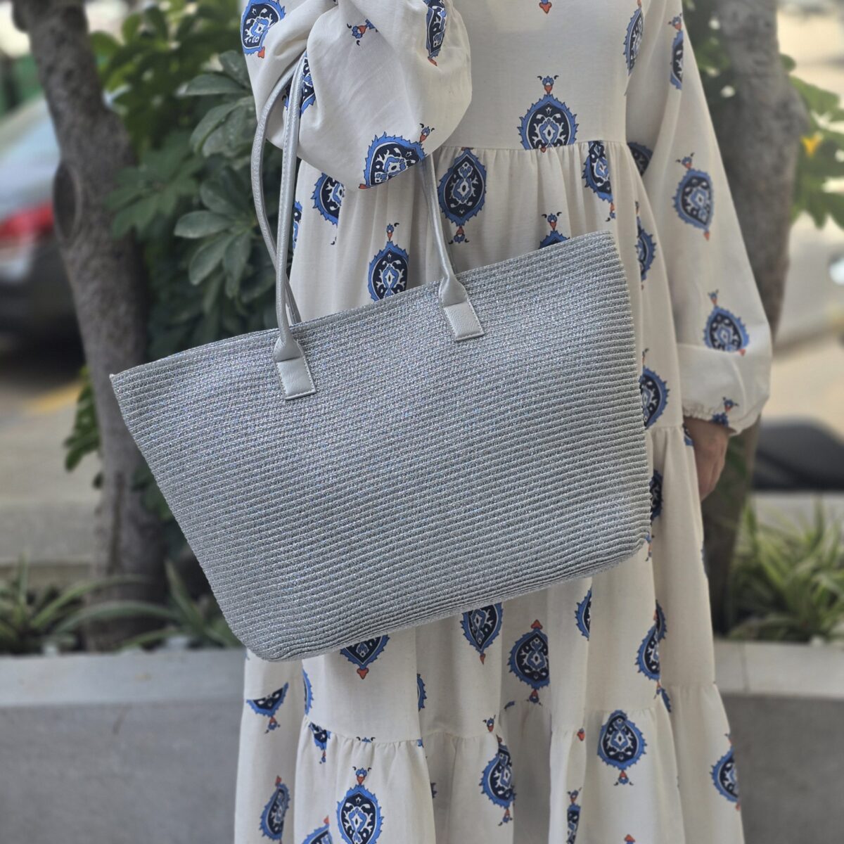 1001649054-scaled-1 Sila Lamé Silver Beach Bag
