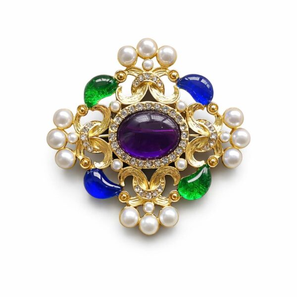 Z. Heir Broche