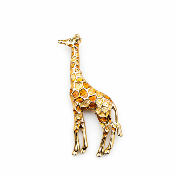 A. Giraffe Broche