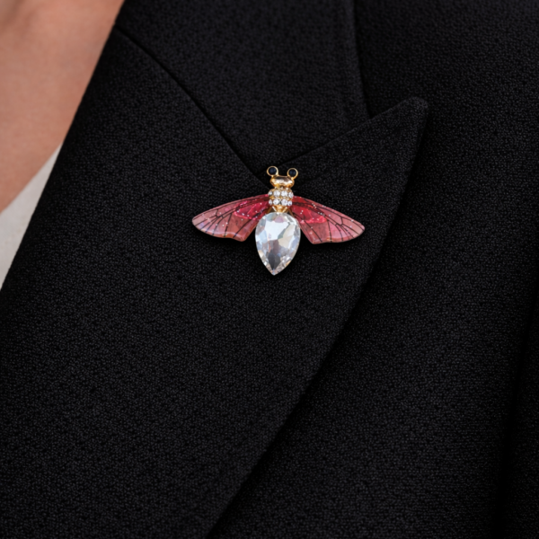A. Pink Crystal Dragonfly Broche