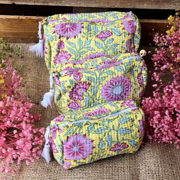A A . Quilted Set of Pouches: Sunny Meadow