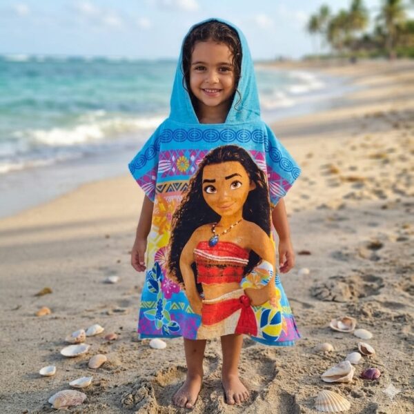 Poncho Towel: Moana