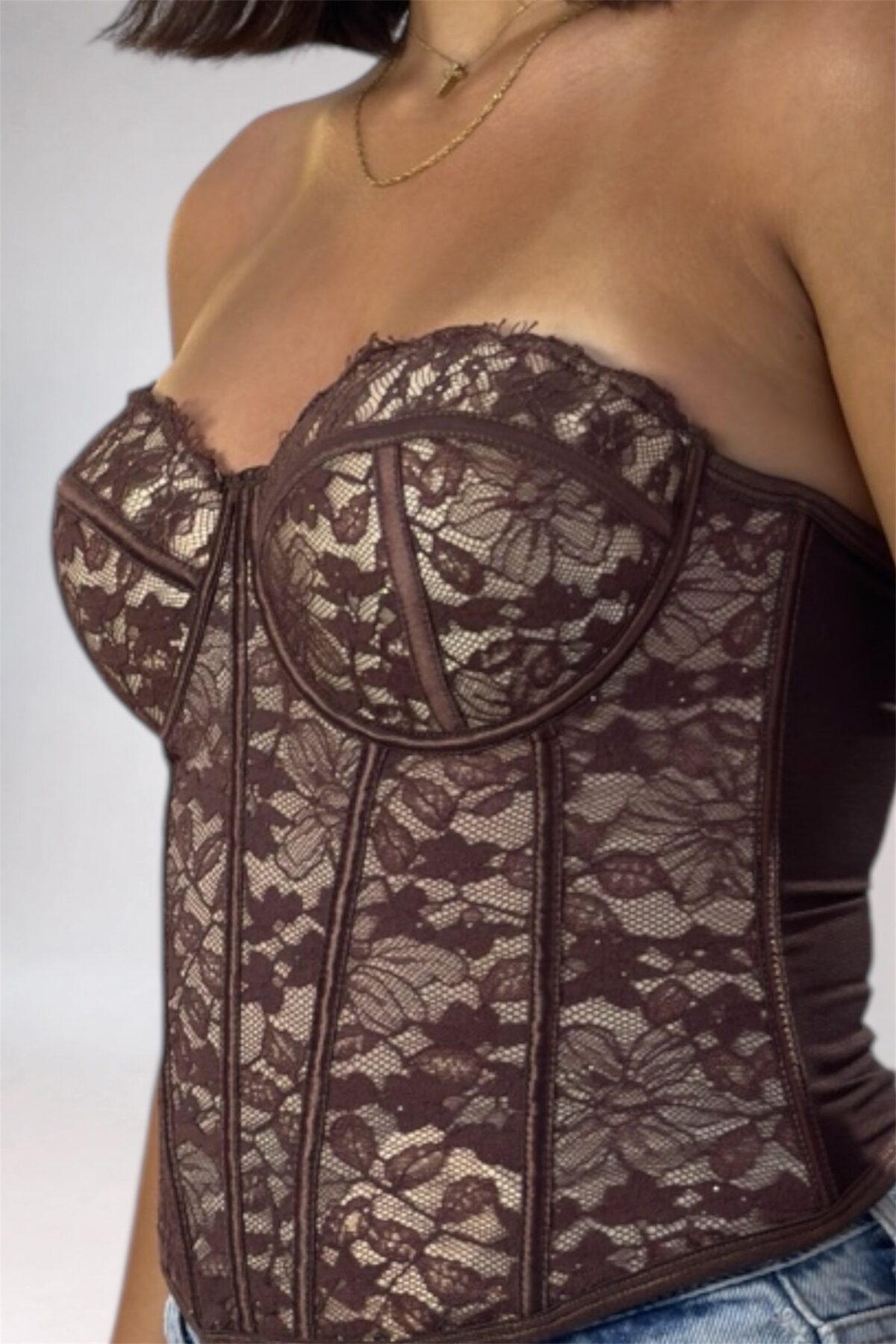 Padded Lace Corset in Black - Image 