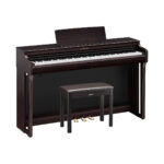 Yamaha CLP-825 Clavinova Digital Piano