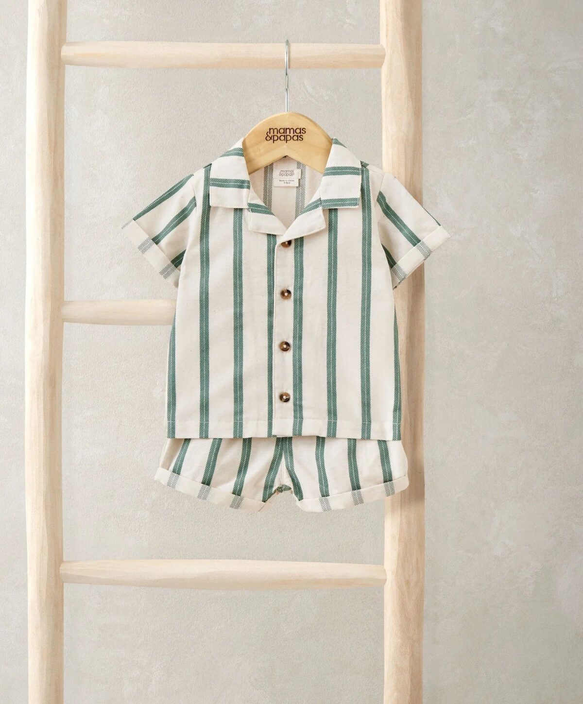 S42LN3YB5_b2406b3e-6f5a-419b-b2a9-f9bfeeac6fc1 Green Shirt & Shorts Outfit Set