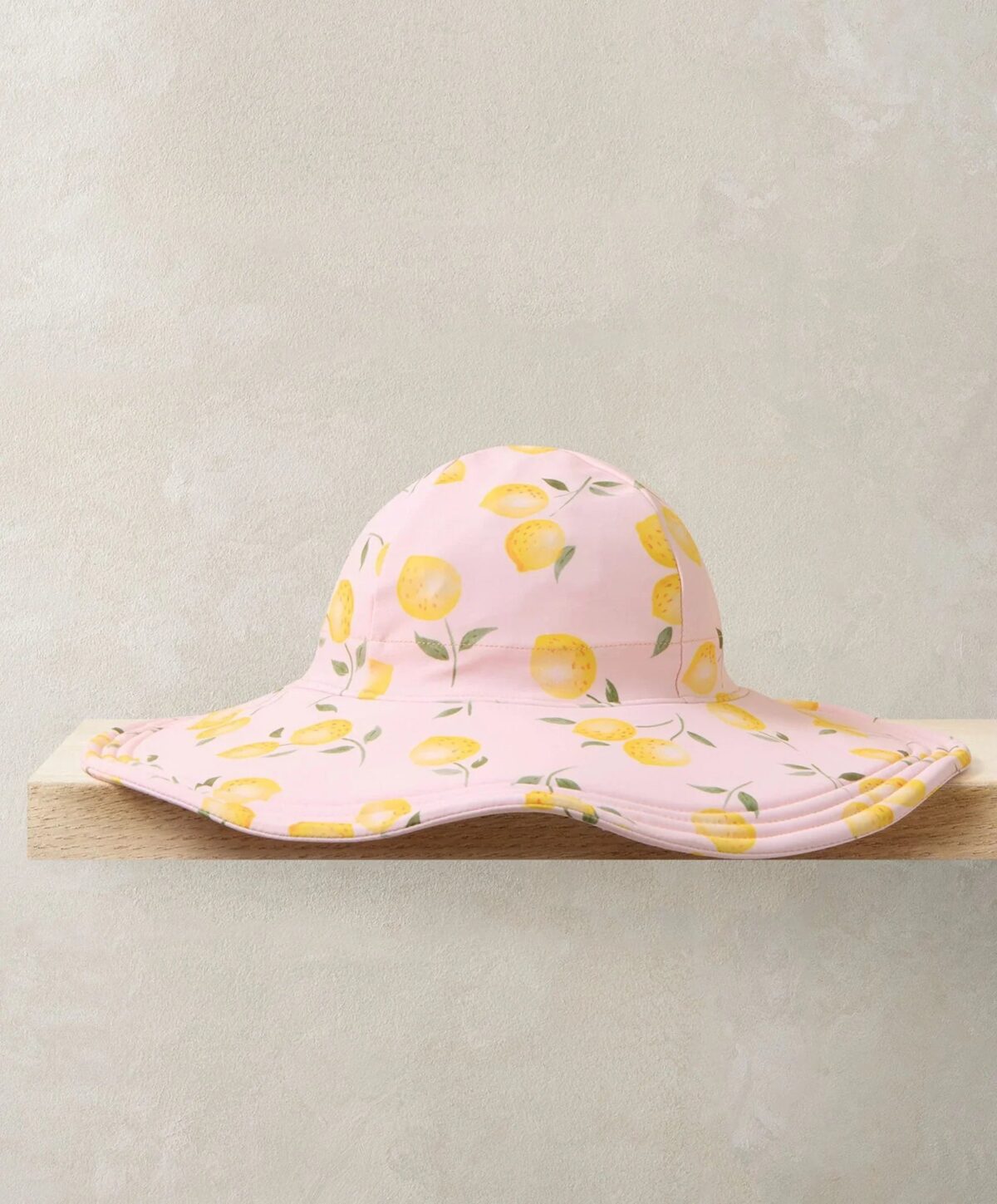 S83ZL8GB4_4c389a46-e650-46ed-93cf-f468c23a0fa7 Lemon Print Floppy Sunhat