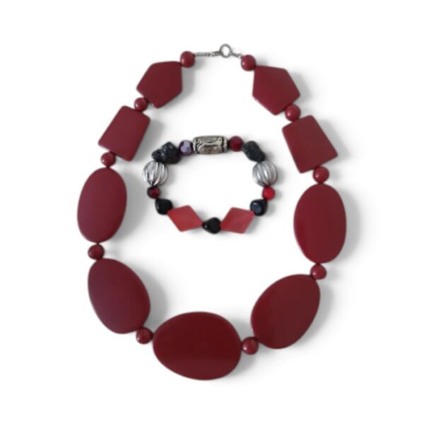 Black Stone Women's Handmade Necklace Bracelet Set
