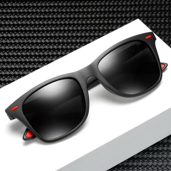 B. Sporty Wayferer