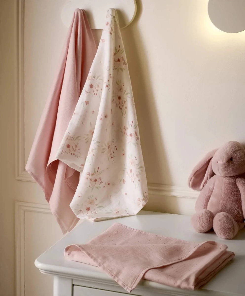 large-floral-muslin-cloths-3-pack-muslin-mamas-papas-mamas-papas-lb-3804788 Large Floral Muslin Cloths - 3 Pack
