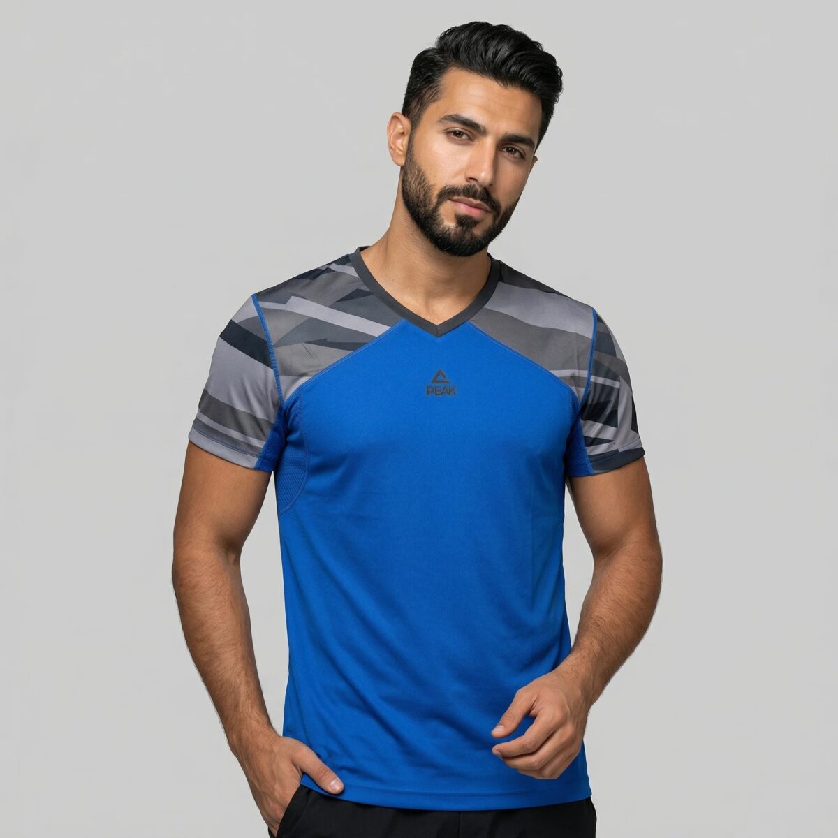 peak_men_v_neck_breathable_quick_dry_trss_running_t_shirt_wi_2_7452_66722f3a-dd51-4fed-a2b0-874e8941366b-7.jpg Peak Men V Neck Breathable Quick Dry TRSS Running T-shirt With Reflective Back Logo - Image 1