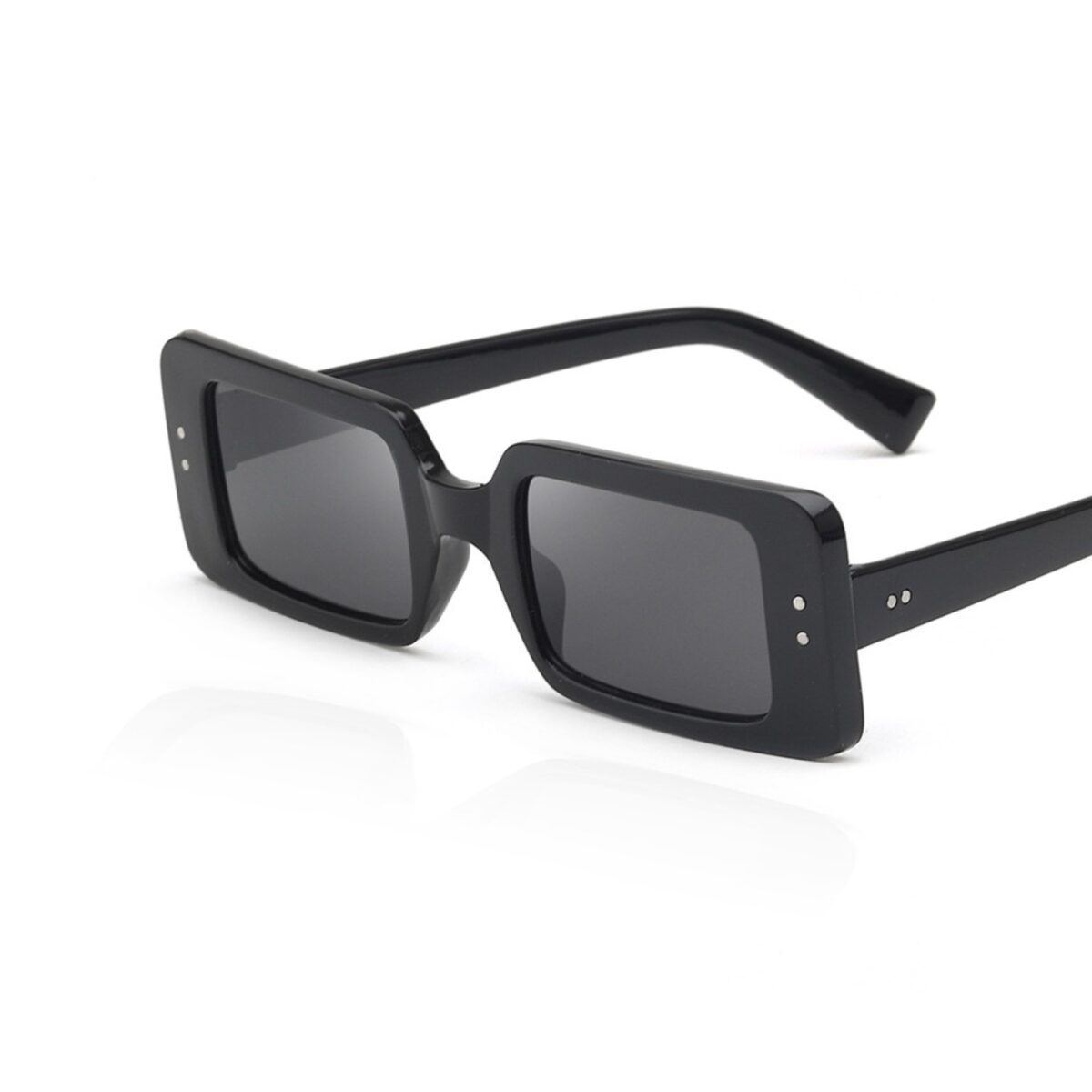 photo-output-2-2 Chic Shades